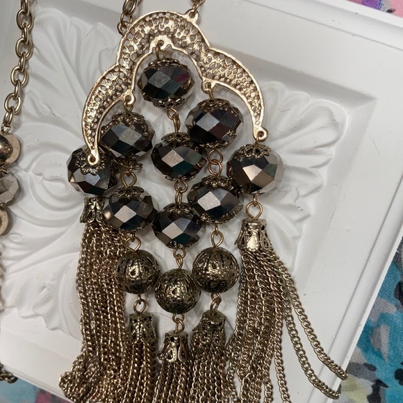 Gorgeous Necklace - Picture 3 of 5